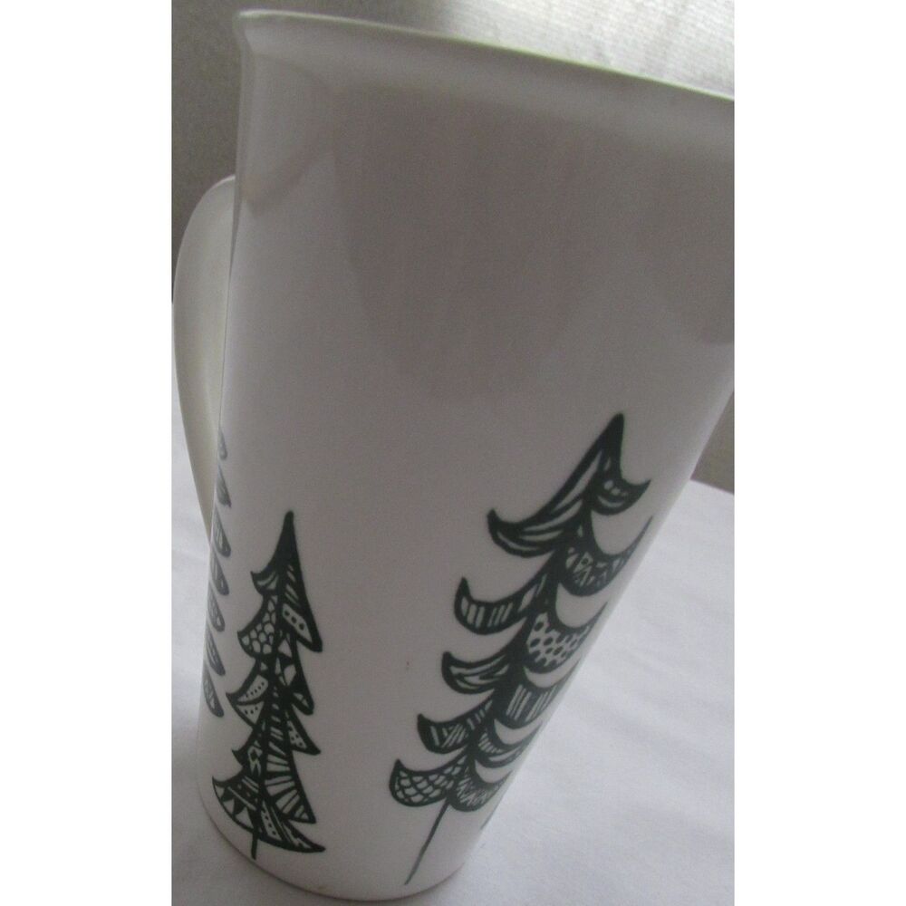 Starbucks 2015 tall coffee mugs set of 2 Christmas Tree green and white tea - Picture 4 of 7